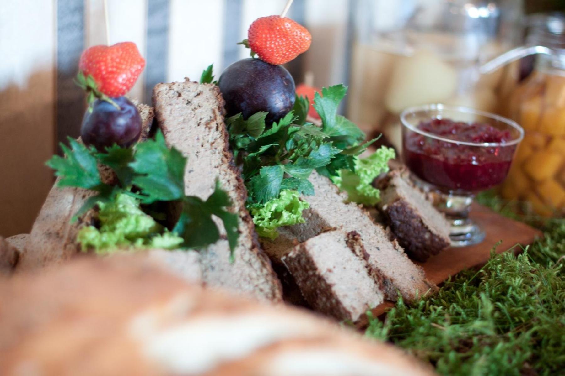 Bialy Dwor Bed & Breakfast Kwidzyn Eksteriør bilde