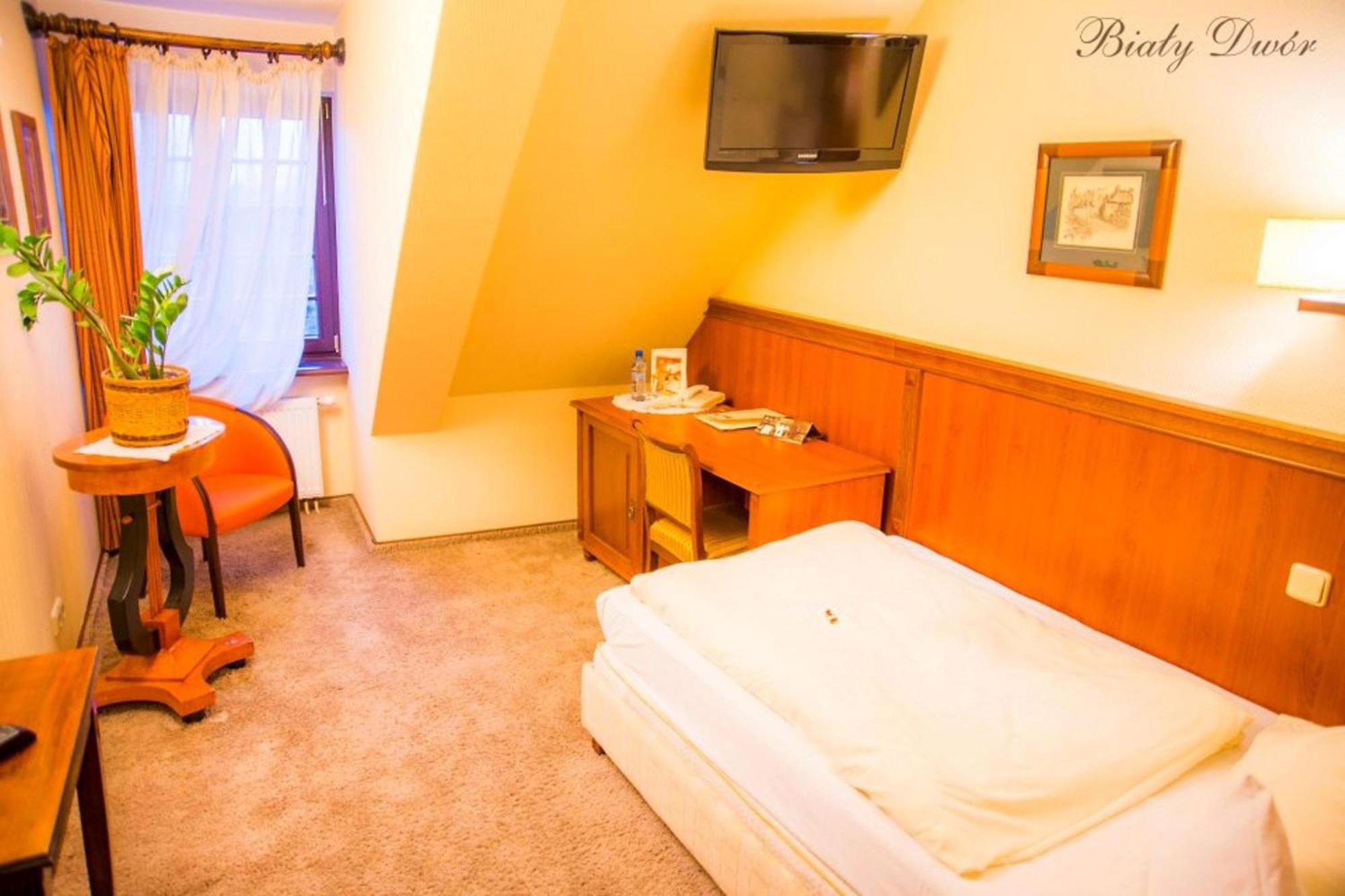 Bialy Dwor Bed & Breakfast Kwidzyn Eksteriør bilde