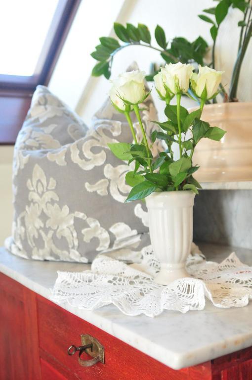 Bialy Dwor Bed & Breakfast Kwidzyn Rom bilde