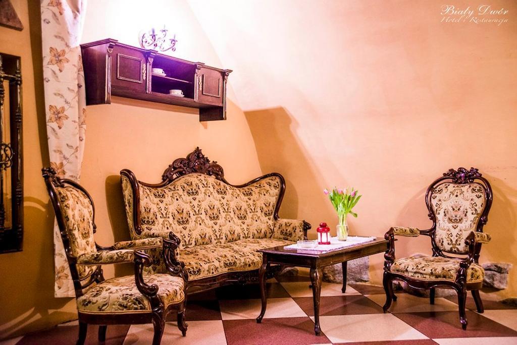 Bialy Dwor Bed & Breakfast Kwidzyn Eksteriør bilde