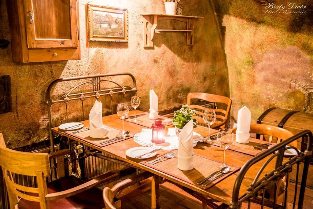 Bialy Dwor Bed & Breakfast Kwidzyn Eksteriør bilde