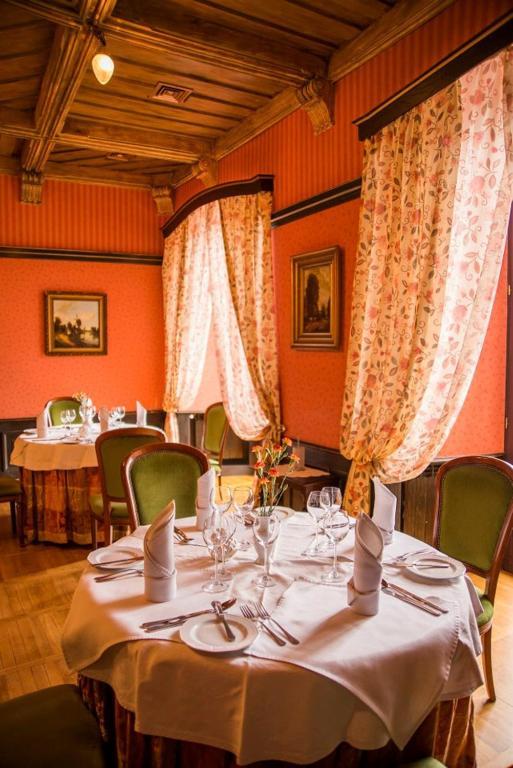 Bialy Dwor Bed & Breakfast Kwidzyn Eksteriør bilde
