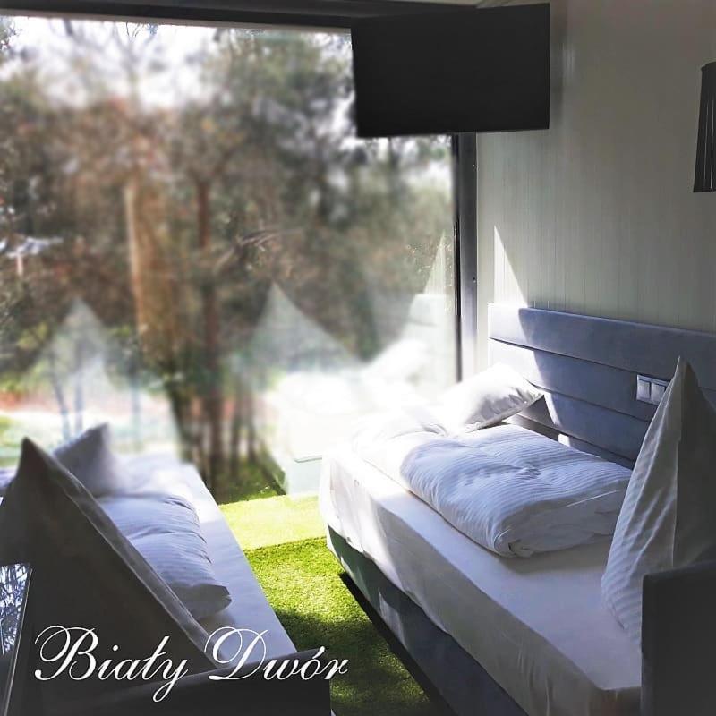 Bialy Dwor Bed & Breakfast Kwidzyn Eksteriør bilde